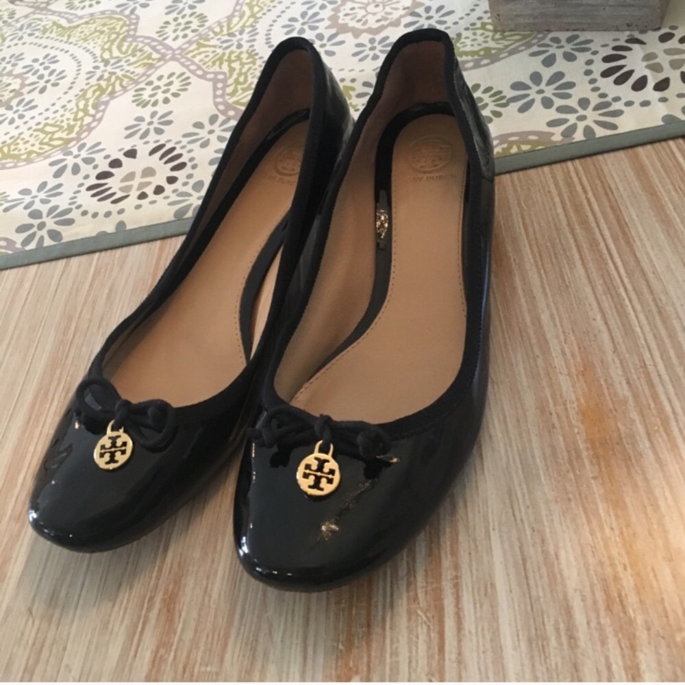 Tory Burch low heel